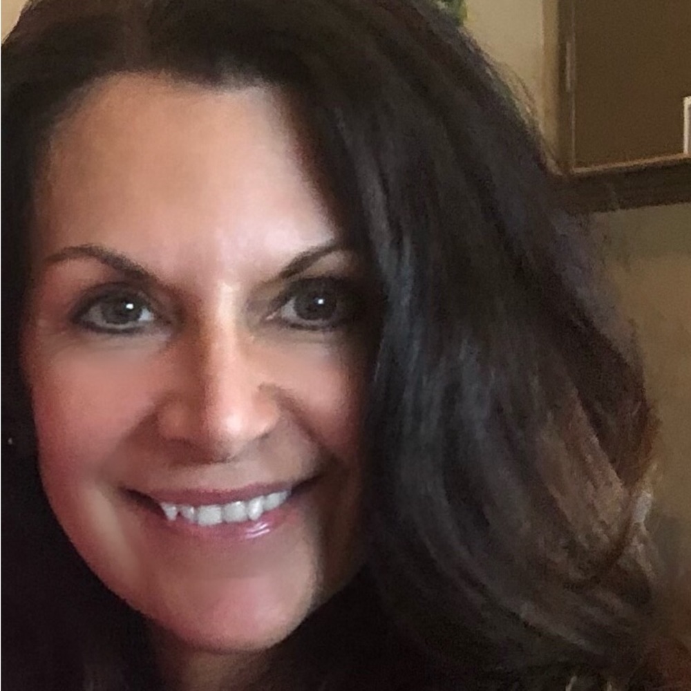 Meet your Posher, Diana